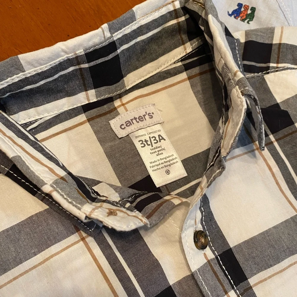 Carters NWT Bundle of (2) OshKosh Button Down  Long Sleeve Shirts - Sz 3T